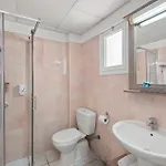 Apartment Bay *