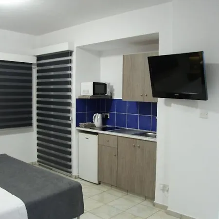 Bay Appartement Larnaca