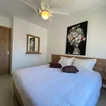 Bay Apartment Larnaca