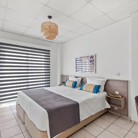Bay Appartement Larnaca